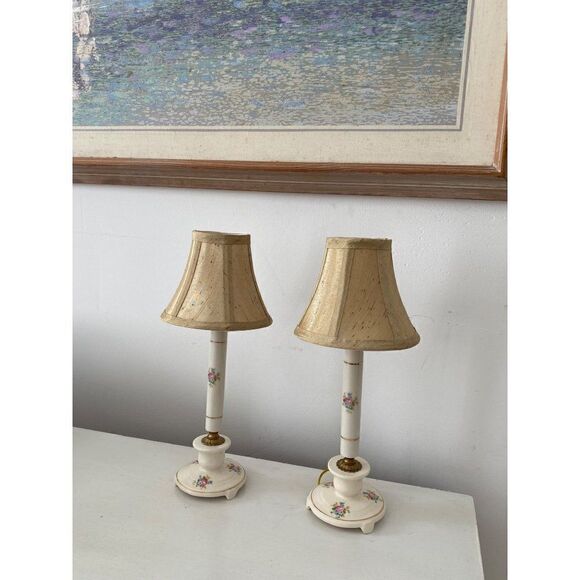 LOT of 2 Miniature Vanity Lamps Vintage Porcelan with Brass Accent - Picture 4 of 5